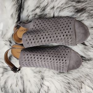 LUCKY BRAND Peep Toe Ankle Boot Perforated 2" heel in gray Size 7.5
